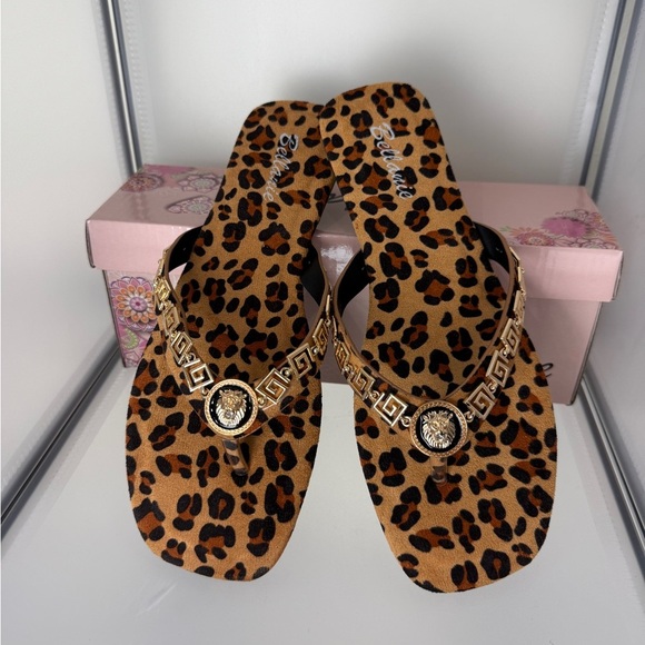 Leopard Print Womens Flip Flop Flat Sandals Brown/Gold Size 8 New - Picture 1 of 4